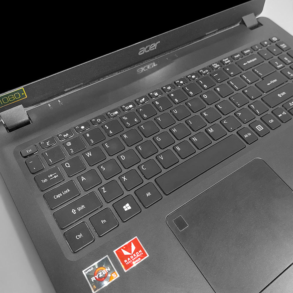 لاب توب ايسر Aspire 5 A515-43 (اى ام دى رايزن 5 3500U - رام 8 جيجابايت 256GB M.2 - DDR4 -اى ام دى راديون 2 جيجابايت Vega 8 - شاشة 15.6 بوصة FHD - كاميرا) استعمال خارج