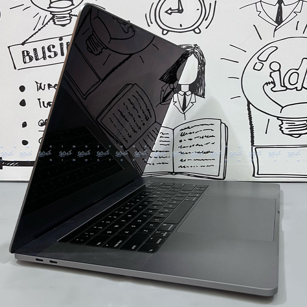 لاب توب ابل MacBook Pro 15.3 (انتل كور i9 - رام 16 جيجابايت DDR4 - هارد 1 تيرابايت M.2 - اى ام دى راديون برو 4 جيجابايت Vega 20 - شاشة 15.4 بوصة QHD - كاميرا) استعمال خارج