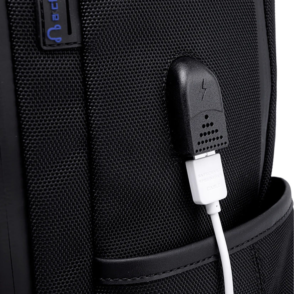 شنطة لاب توب ظهر أركتك هانتر B00120C