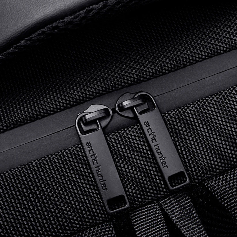 شنطة لاب توب ظهر أركتك هانتر B00120C