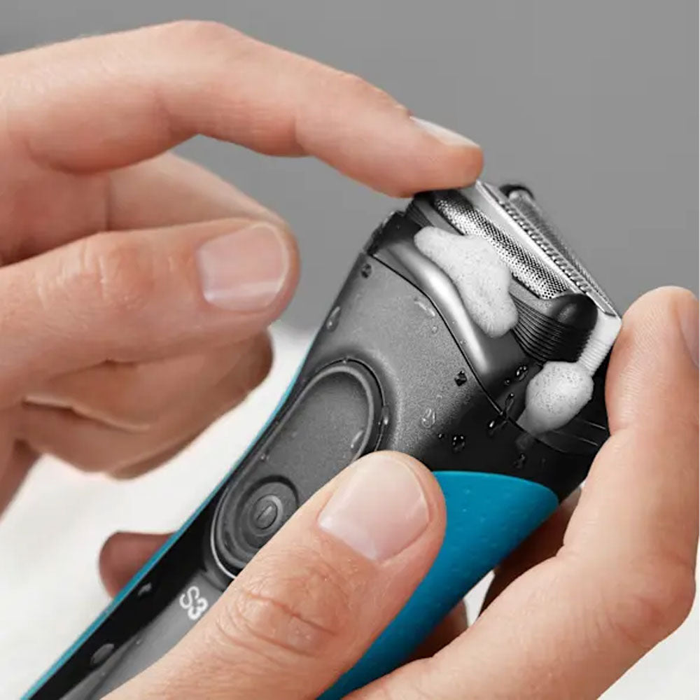 ماكينة تشذيب لشعر الوجه براون Series 3 ProSkin 3040S