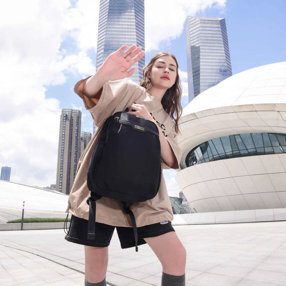 شنطة لاب توب ظهر شانتريا CB00769