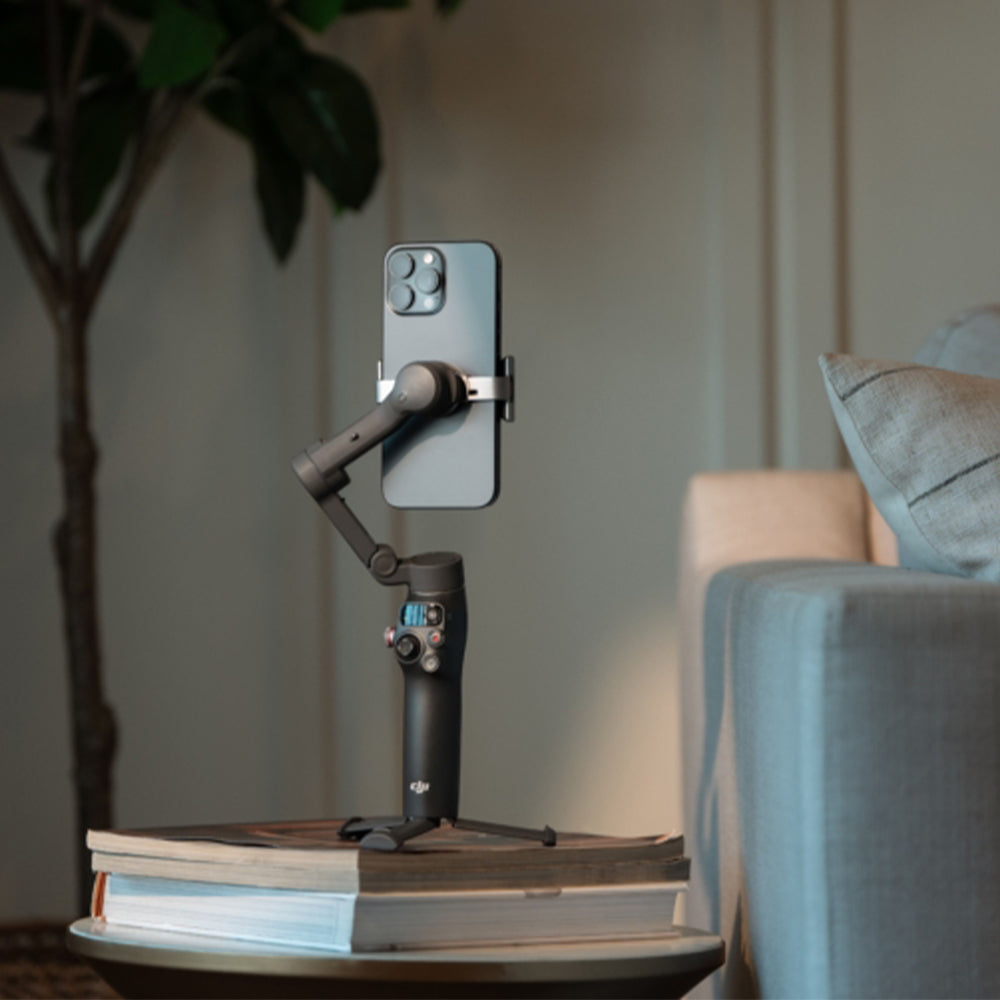 حامل موبايل دي جي آي Osmo Mobile 8