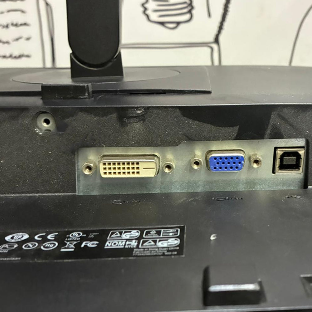 شاشة ديل P2412H مسطحة 24 بوصة LED (استعمال خارج)