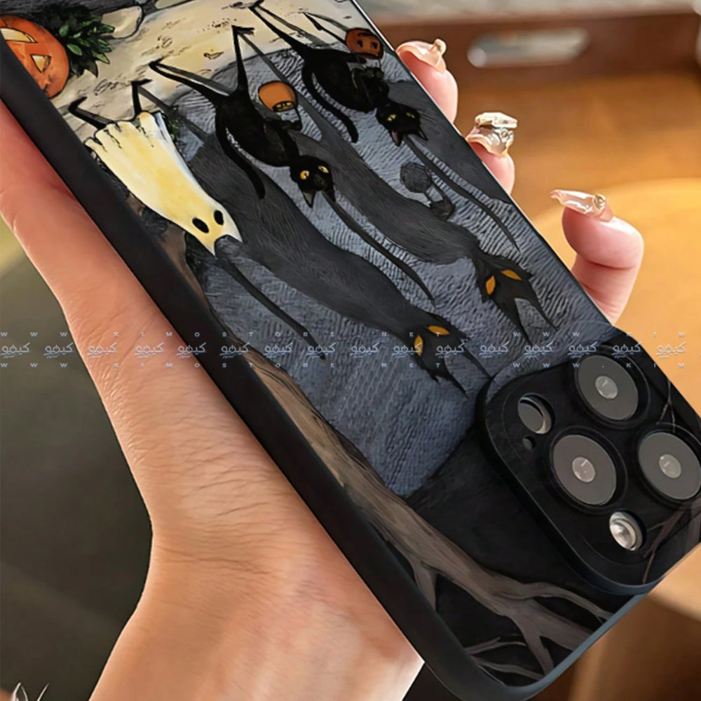 كفر موبايل بتصميم قرع شبح الهالوين