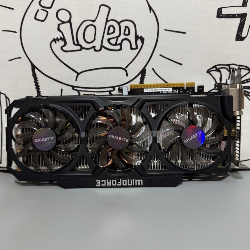 كارت شاشة جيجابايت 2 جيجابايت GeForce GTX 770 WindForce 3X OC GDDR5 (استعمال خارج)