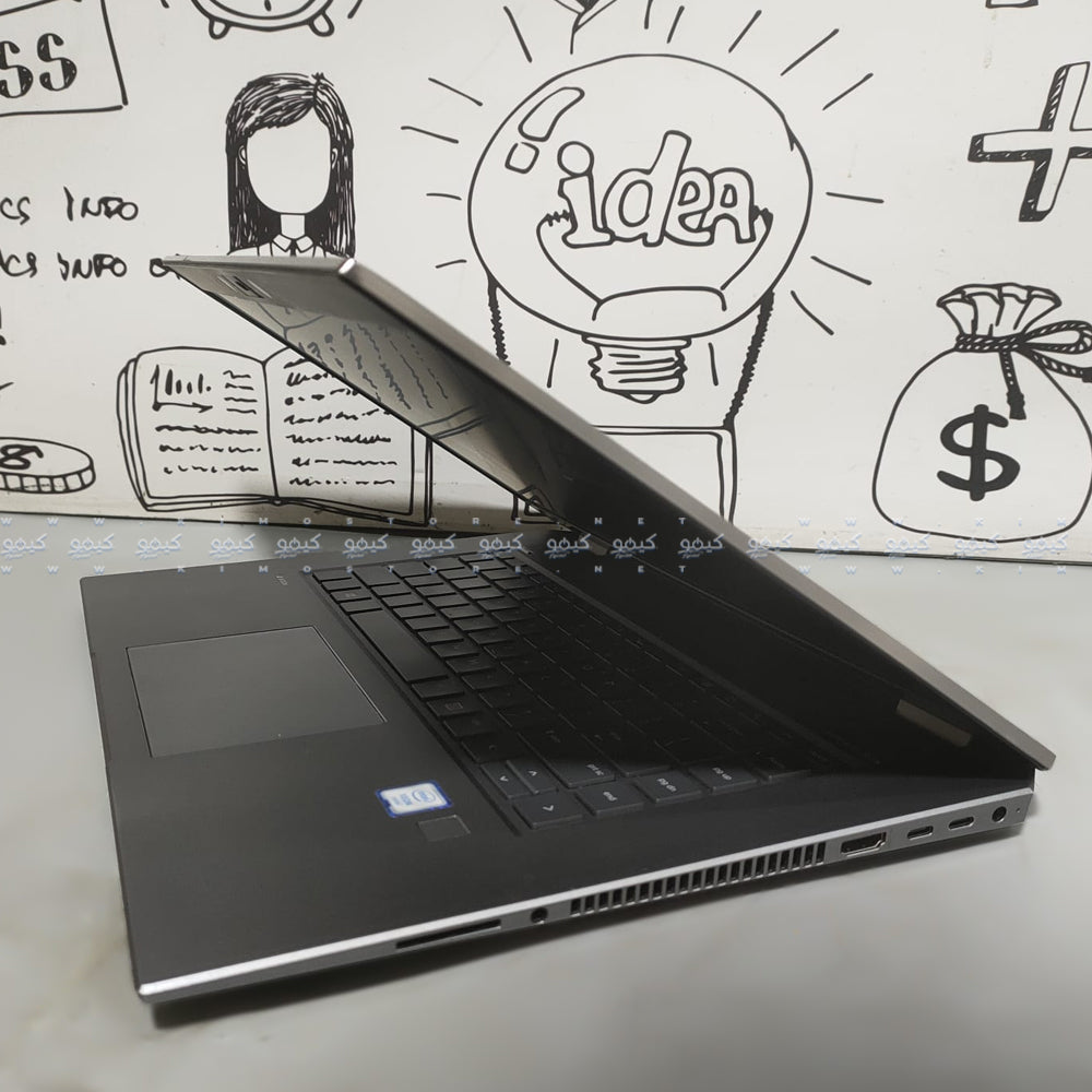 لاب توب اتش بي موبايل ورك ستيشن ZBook Studio G5 (انتل زيون E-2176M - رام 16 جيجابايت DDR4 - هارد 512 جيجابايت M.2 - نفيديا كوادرو P2000 4GB - شاشه 15.6 بوصة 4K - كاميرا) استعمال الخارج