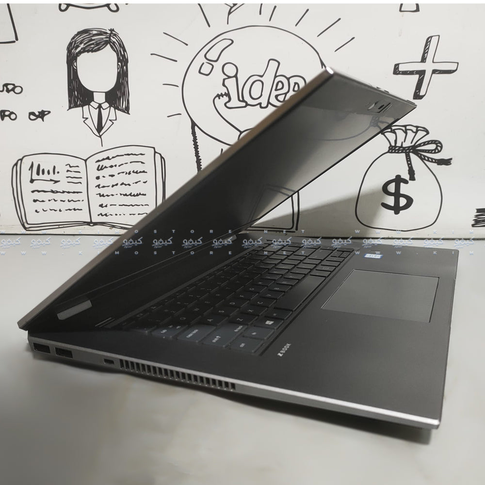 لاب توب اتش بي موبايل ورك ستيشن ZBook Studio G5 (انتل زيون E-2176M - رام 16 جيجابايت DDR4 - هارد 512 جيجابايت M.2 - نفيديا كوادرو P2000 4GB - شاشه 15.6 بوصة 4K - كاميرا) استعمال الخارج