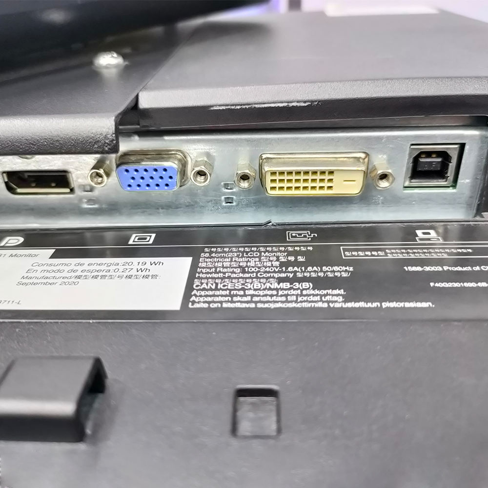 شاشة اتش بي EliteDisplay E221i مسطحة 22 بوصة IPS LED FHD استعمال خارج