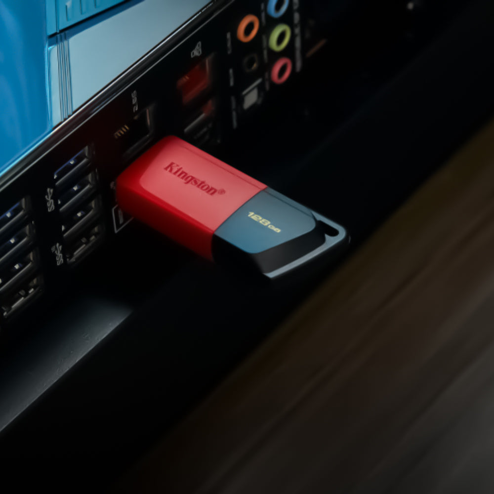 فلاش ميموري كينجستون 128 جيجابايت يو اس بي 3.2 DataTraveler Exodia M