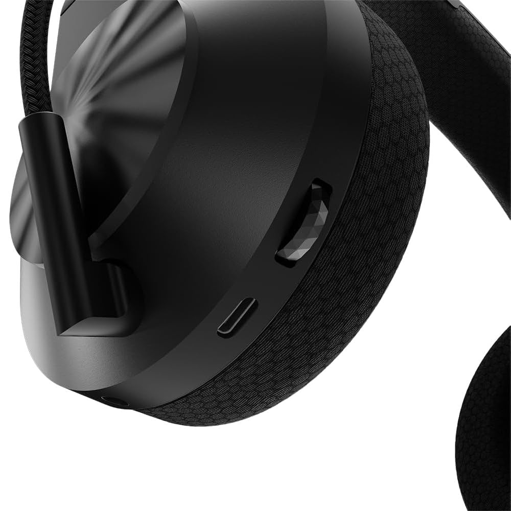 Wireless Gaming Headset With Noise-Cancelling Mic