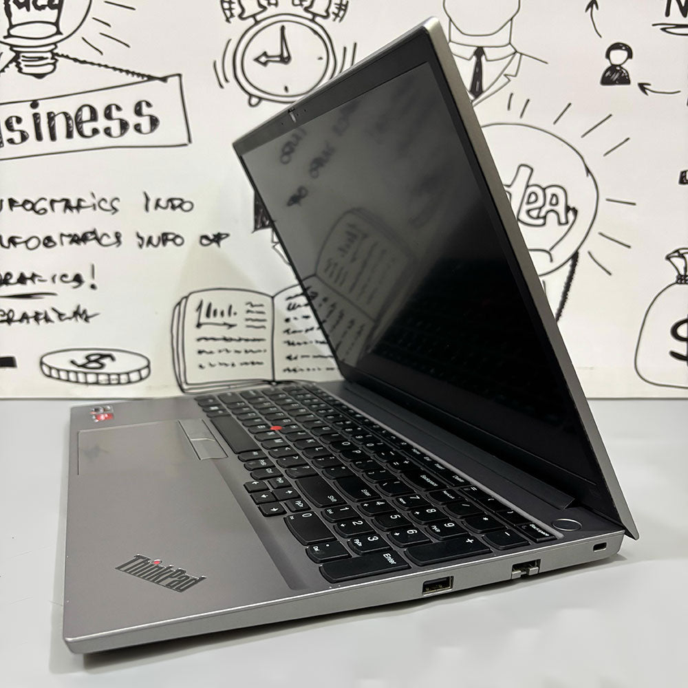 Lenovo ThinkPad E15 Gen 4 Laptop (AMD Ryzen 7 5825U - 8GB DDR4 - M.2 256GB - AMD Radeon Graphics - 15.6 Inch FHD - Cam) Original Used
