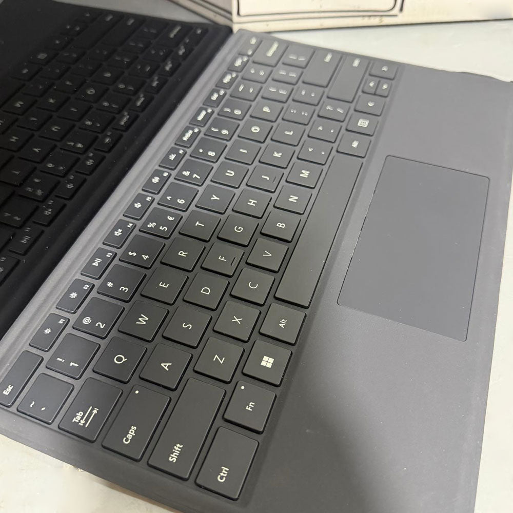 Microsoft Surface Pro 7+ 2In1 Laptop (Intel Core i5-1135G7 - 16GB DDR4 - Nvme 256GB - Intel Iris Xe Graphics - 12.3 Inch 2K Touchscreen - Dual Cam) Original Used