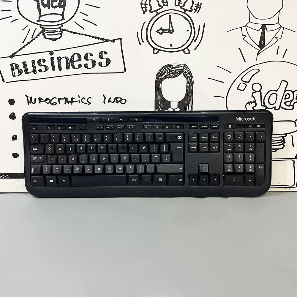 كيبورد مايكروسوفت سلكي (إستعمال خارج)