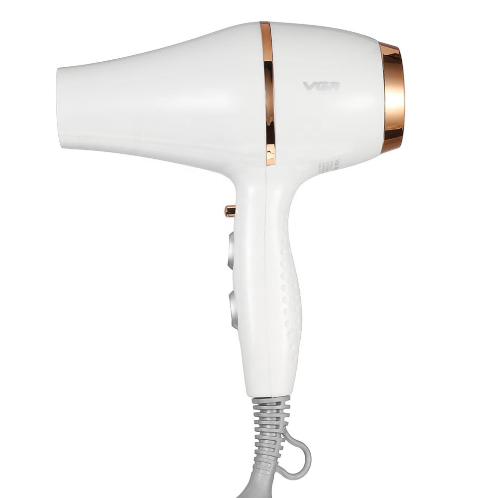 مجفف شعر في جي ار بروفيشنال