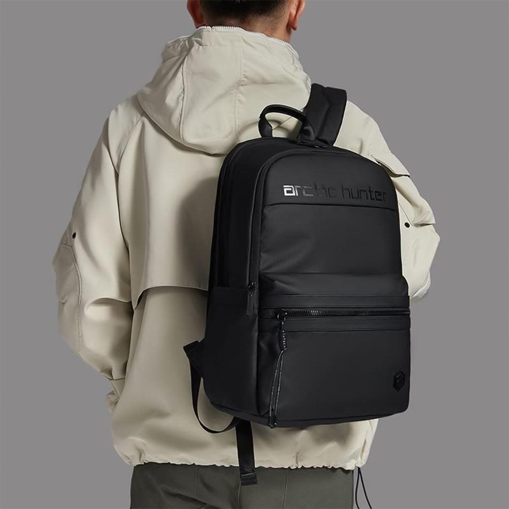 Arctic Hunter B00536
