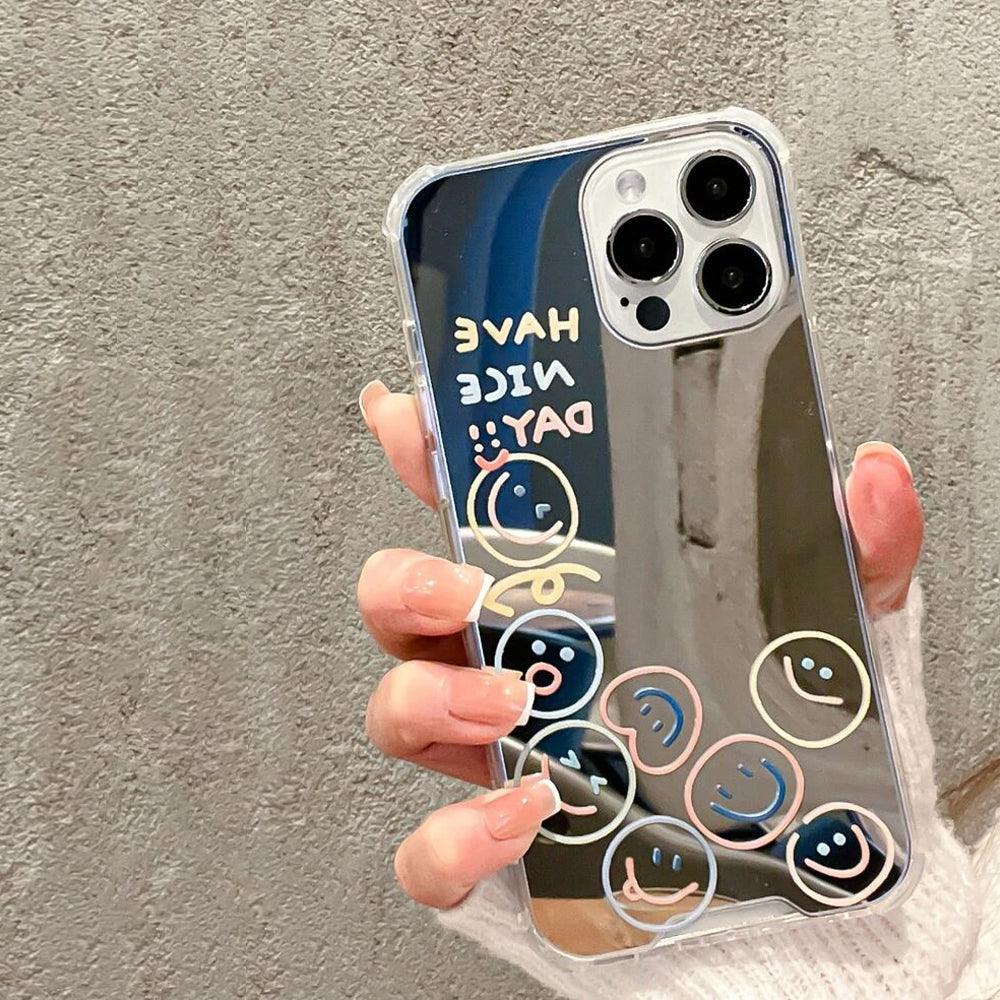CartoonSmileMirrorPlasticPhoneCoverAppleiPhone_1