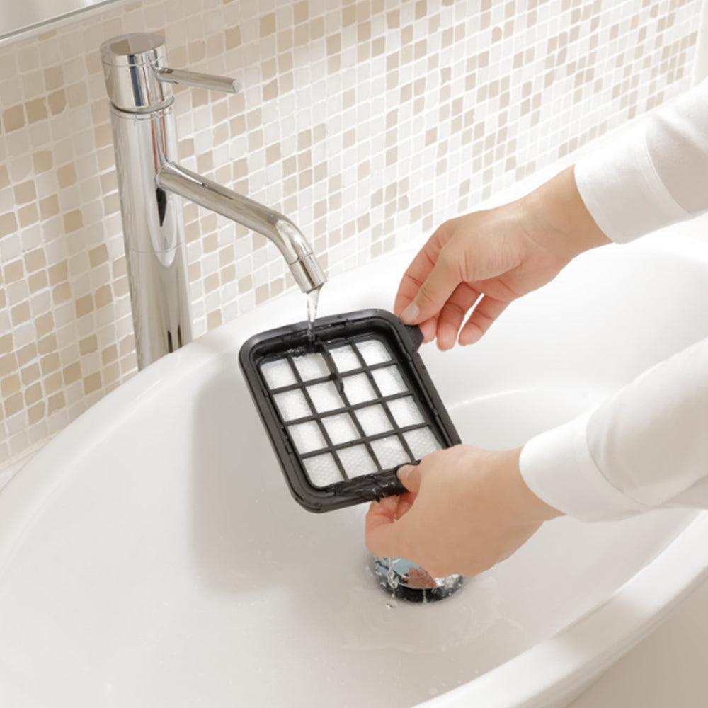 مكنسة كهربائية