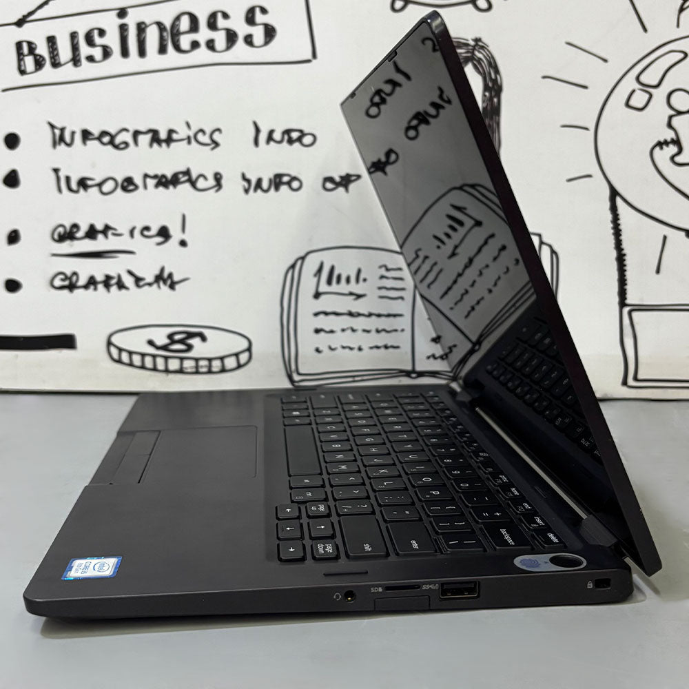 لاب توب ديل Latitude 5300 2In1 (انتل كور i5-8365U - رام 8 جيجابايت DDR4 - هارد 256 جيجابايت M.2 - انتل UHD جرافيكس - شاشة 13.3 بوصة FHD تاتش سكرين 360° - كاميرا) استعمال خارج