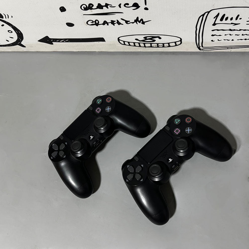 Sony PS4 Slim Console 500GB White Edition + 2 x Dualshock Wireless Controller Ver 11.5 (Original Used)