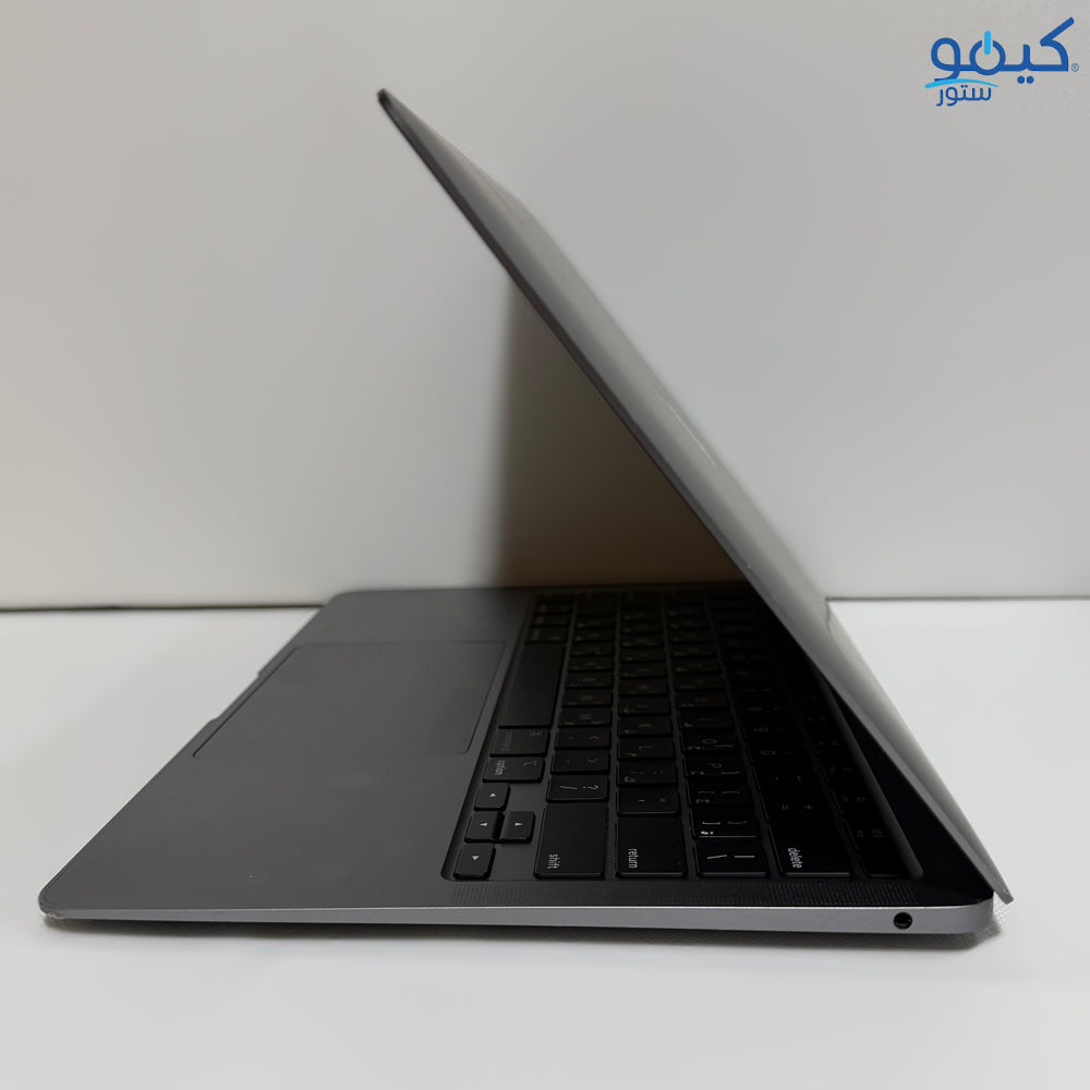 لاب توب ابل MacBook Air 2020 (انتل كور i5 - رام 8 جيجابايت DDR4 - هارد 500 جيجابايت M.2 - انتل Iris Plus جرافيكس - شاشة 13.3 بوصة WQXGA - كاميرا) استعمال