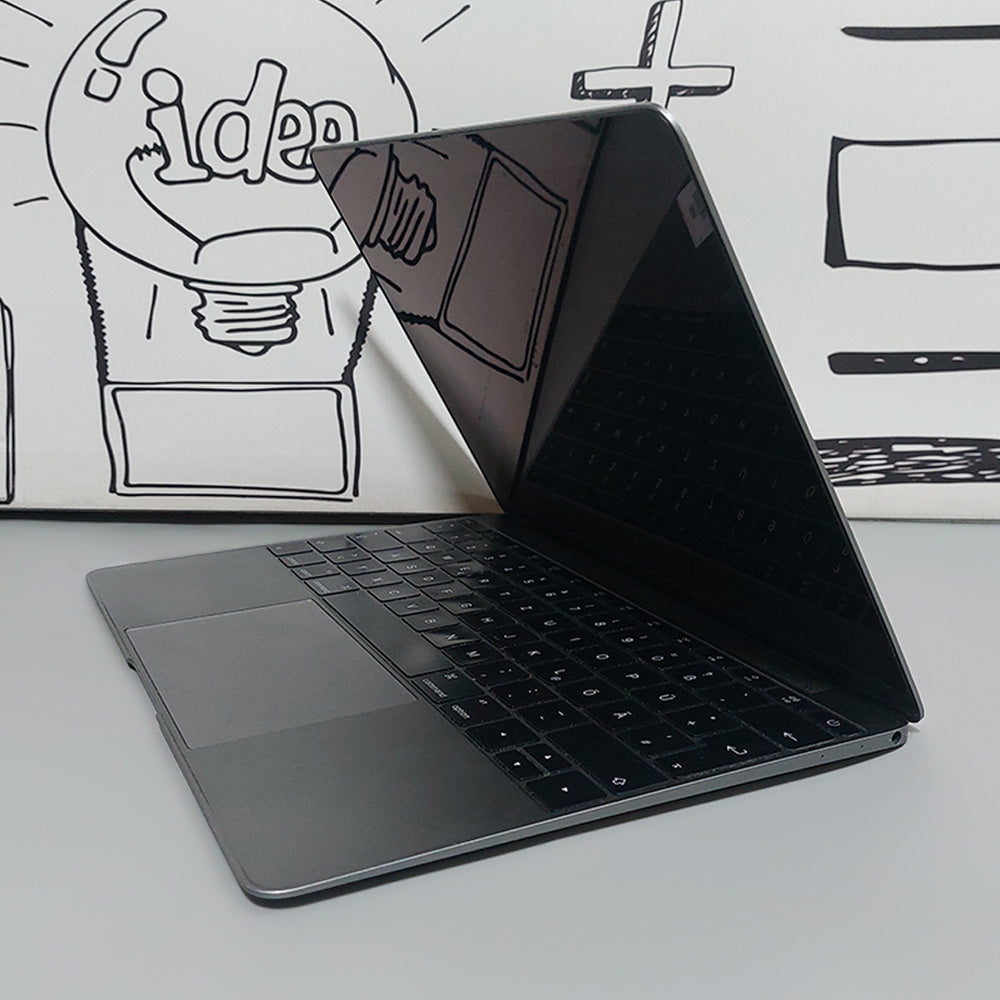 لاب توب ابل MacBook 2016 استعمال خارج