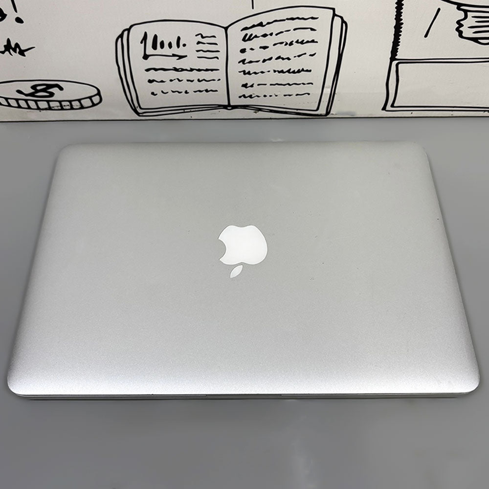 Apple MacBook Pro 12.1 Laptop (Intel Core i5-5257U - 8GB DDR3 - SSD 256GB - Intel Iris Graphics - 13.3 Inch WQXGA - Cam) Original Used