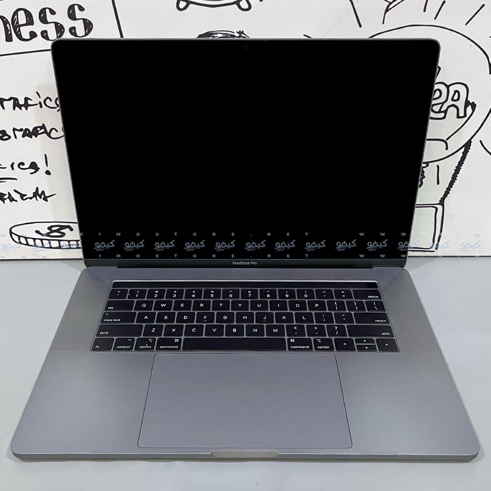 لاب توب ابل MacBook Pro 15.3 (انتل كور i9 - رام 16 جيجابايت DDR4 - هارد 1 تيرابايت M.2 - اى ام دى راديون برو 4 جيجابايت Vega 20 - شاشة 15.4 بوصة QHD - كاميرا) استعمال خارج