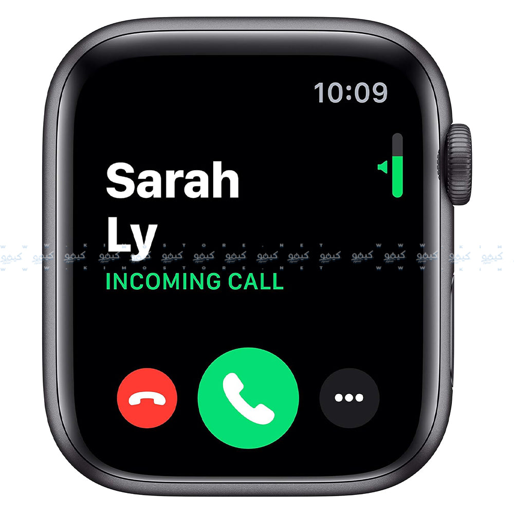 ساعة سمارت ابل من Series 5 تدعم (GPS) 44 ملم - هيكل ألمنيوم مع سوار رياضي اسود - رمادي 