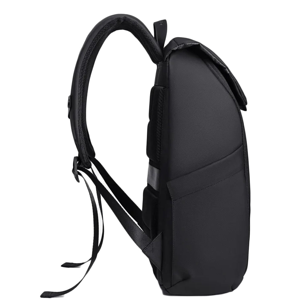 Arctic Hunter B00559 