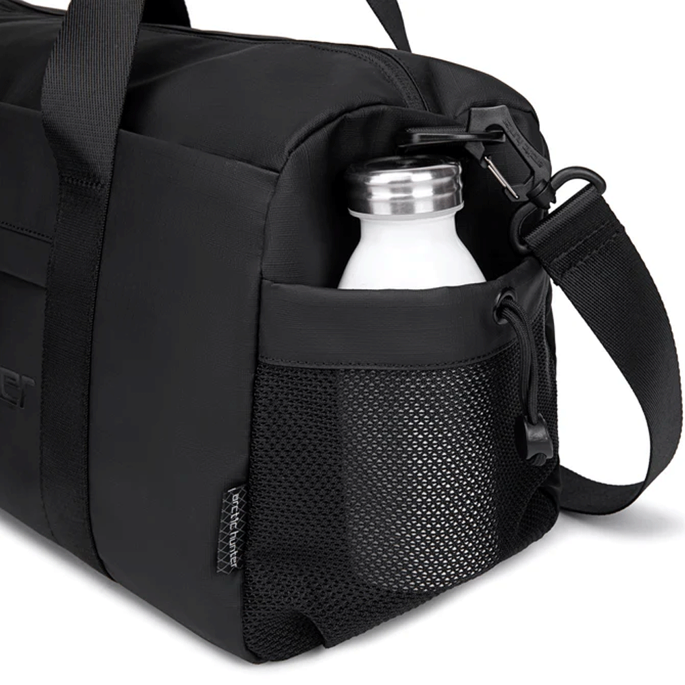  Anti-Theft Gym Duffle Bag