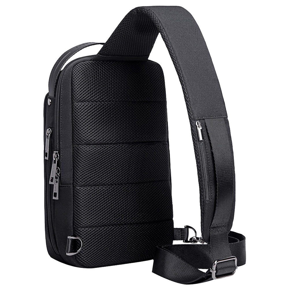شنطة كروس اركتك هانتر XB00105 - اسود
