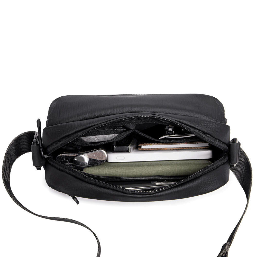 Arctic Hunter Crossbody Bag - Black