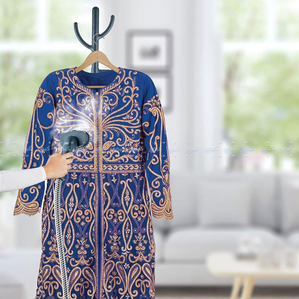 Black + Decker Garment Steamer With Ironing Board GST1820-B5 1.8L 1950W