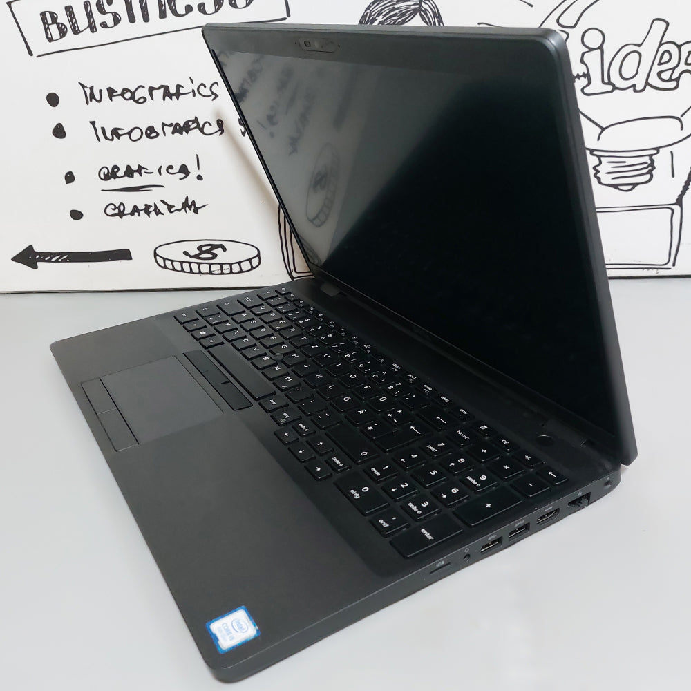لاب توب ديل Latitude 5500 (انتل كور i5-8365U - رام 16 جيجابايت DDR4 - هارد 256 جيجابايت M.2 - انتل UHD جرافيكس- شاشة 15.6 بوصة FHD - كاميرا) استعمال خارج