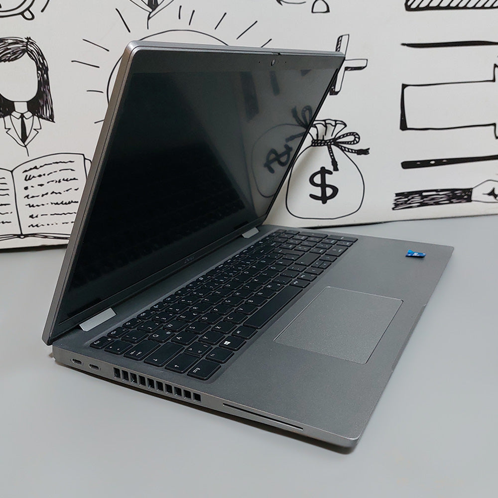 Dell Latitude 5520 Laptop (Intel Core i7-1185G7 - 8GB DDR4 - M.2 256GB - Nvidia GeForce MX450 2GB - 15.6 Inch FHD - Cam) Original Used