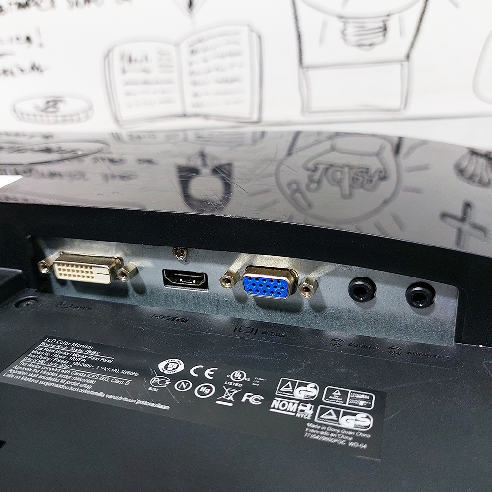 شاشة ديل ST2420L مسطحة 24 بوصة LED HDMI 
 استعمال خارج