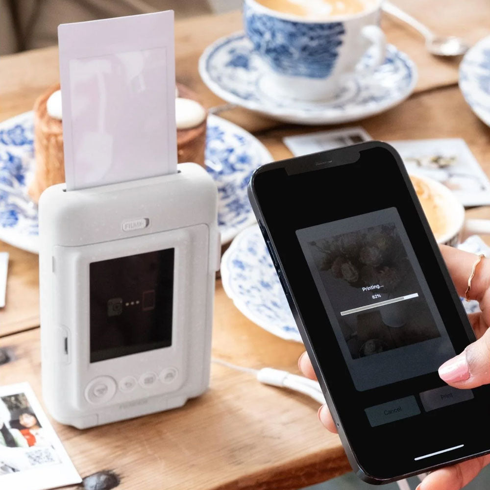 Fujifilm Mini LiPlay Instant Camera