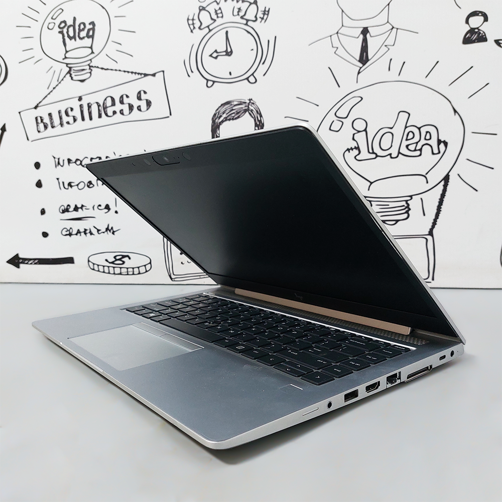 لاب توب اتش بى EliteBook 745 G9 (إى ام دى رايزن 5 برو 3500U - رام 8 جيجابايت M.2 256GB - DDR4 - إى ام دى راديون 8 فيجا جرافيكس 2GB - شاشة 14.0 بوصة FHD - كاميرا) استعمال خارج