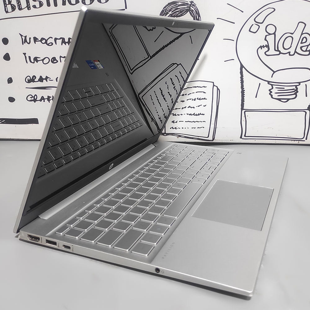 HP Pavilion 15-EG2153CL Laptop (Intel Core i5-1235U - 16GB DDR4 - SSD 512GB - Intel Iris Xe Graphics - 15.6 Inch HD Touchscreen - Cam) Original Used