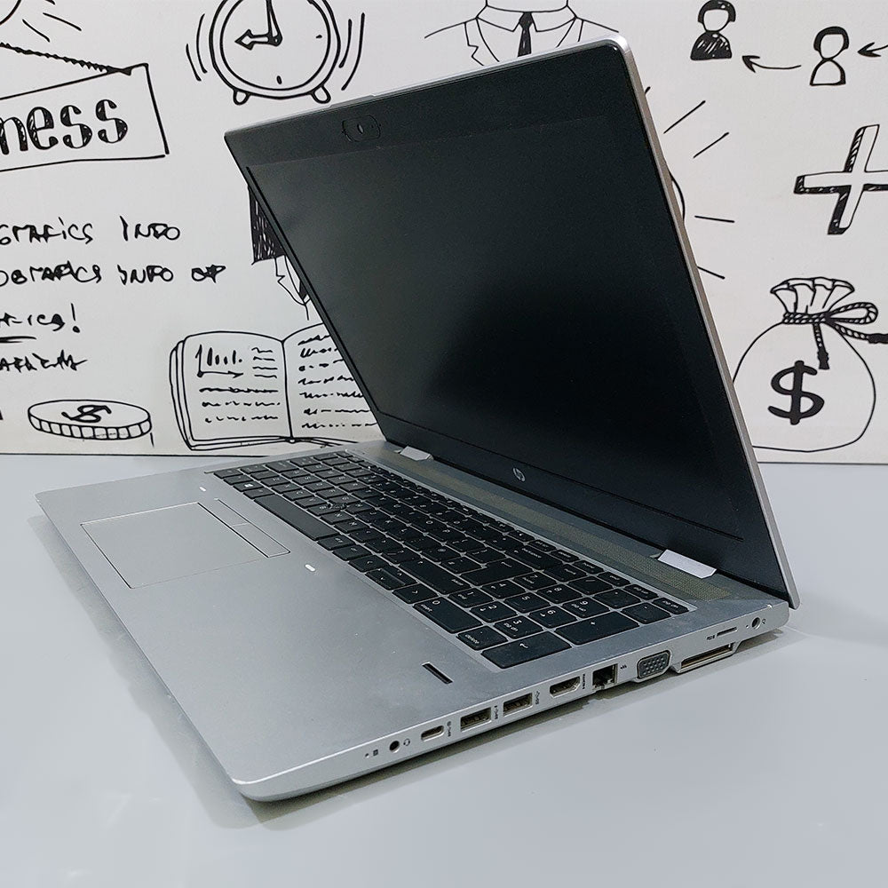 لاب توب اتش بى 650 G4 (انتل كور i5-8250U - رام 8 جيجابايت DDR4 - هارد 128 جيجابايت M.2 - انتل UHD جرافيكس - شاشة 15.6 بوصة HD - كاميرا - DVD RW) استعمال خارج