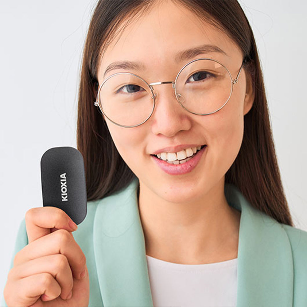 هارد درايف SSD خارجي متنقل كيوكسيا 2 تيرابايت EXCERIA PLUS G2