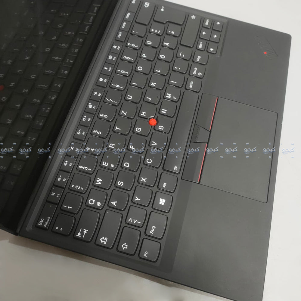 لاب توب لينوفو 2 في 1 قابل للفصل ThinkPad X1 Tablet Gen 3 (انتل كور i7-8550U - رام 16 جيجابايت DDR4 - هارد 256 جيجابايت M.2 - انتل UHD جرافيكس - شاشة 13 بوصة QHD+ تاتش سكرين 360° - كاميرا) استعمال خارج