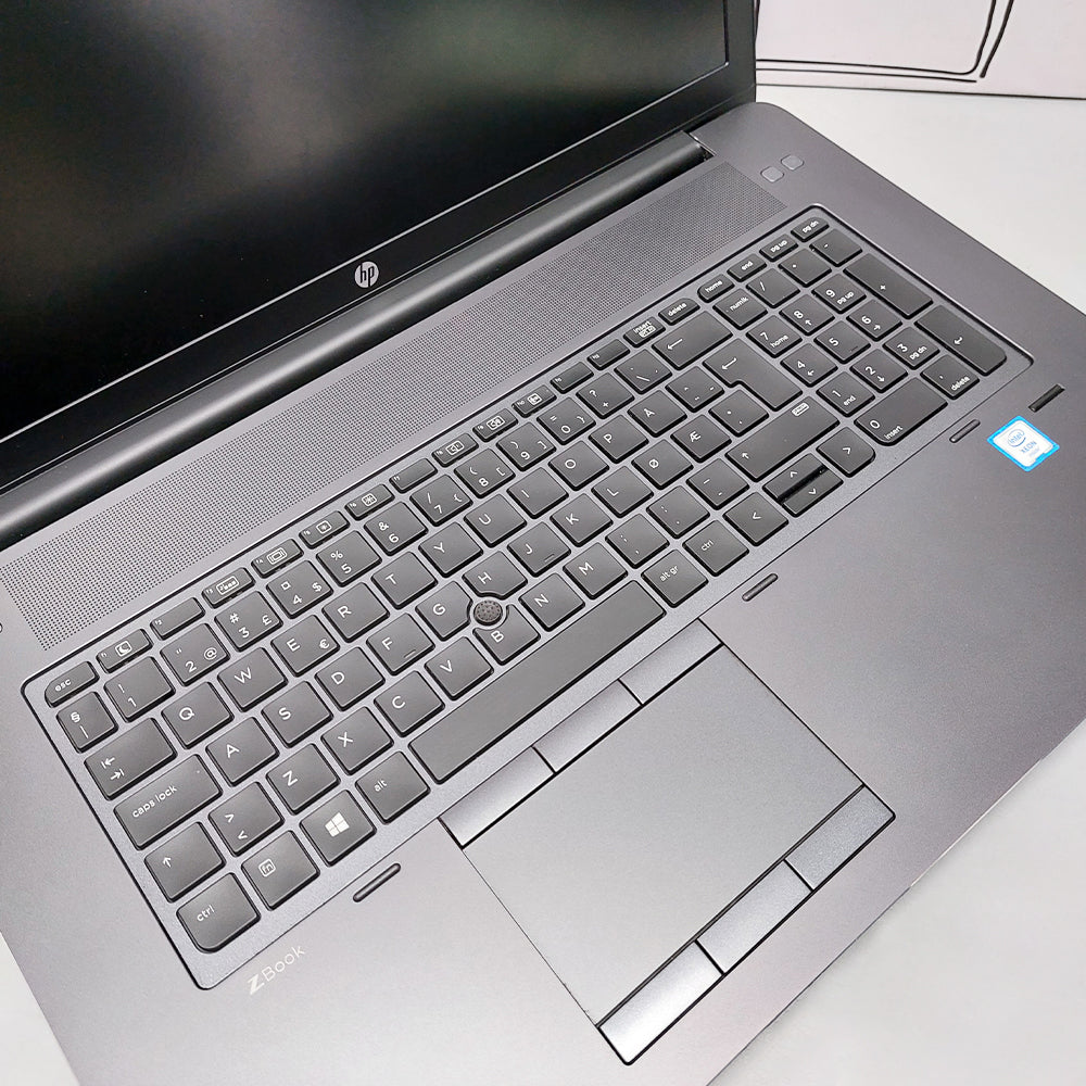 HP ZBook 17 G3 Laptop (Intel Core i7-6820HQ - 16GB DDR4 - M.2 512GB - Nvidia Quadro M1000M 2GB - 17.3 Inch FHD IPS - Cam) Original Used