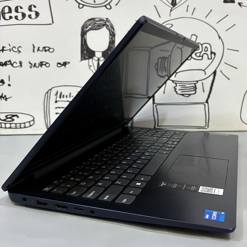 لاب توب لينوفو IdeaPad 3 15ITL6 (انتل كور i5-1155G7 - رام 8 جيجابايت M.2 256GB - DDR4 - انتل Iris Xe جرافيكس - شاشة 15.6 بوصة FHD تاتش سكرين - كاميرا) استعمال خارج