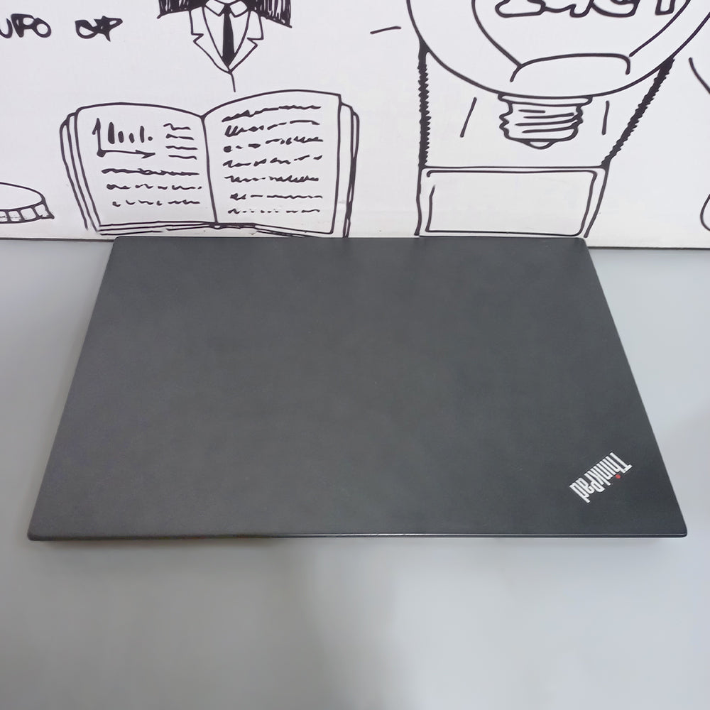 لاب توب لينوفو ThinkPad T495S (إى ام دى رايزن 7 برو 3700U - رام 16 جيجابايت M.2 256GB - DDR4 - إى ام دى راديون فيجا 10 جرافيكس 2 جيجابايت - شاشة 14.0 بوصة FHD - كاميرا) استعمال خارج