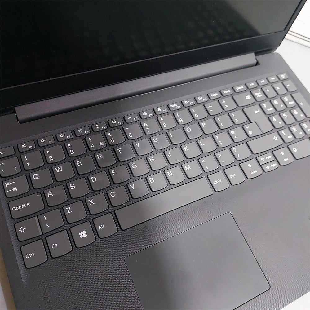 لاب توب لينوفو V15-IWL (انتل كور i5-8265U - رام 8 جيجابايت M.2 256GB - DDR4 - انتل UHD جرافيكس - شاشة 15.6 بوصة UHD - كاميرا) استعمال خارج