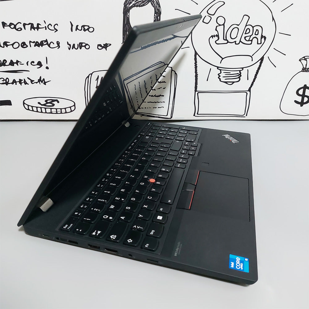 لاب توب لينوفو ThinkPad T15 (انتل كور i5-10310U - رام 16 جيجابايت DDR4 - هارد 256 جيجابايت M.2 NVMe - انتل UHD جرافيكس - شاشة 15.6 بوصة FHD - كاميرا) استعمال خارج
