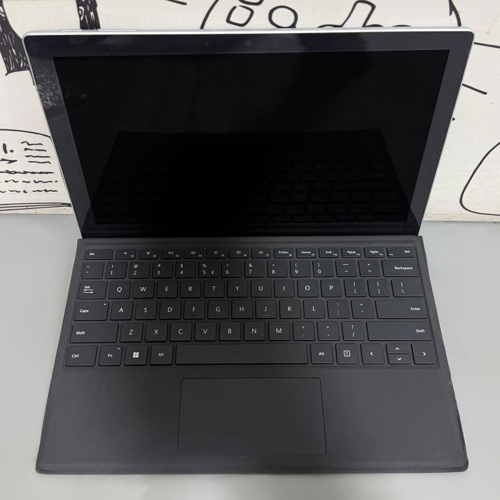 لاب توب ميكروسوفت Surface Pro 7+ 2In1 (انتل كور i5-1135G7 - رام 16 جيجابايت Nvme 256GB - DDR4 - انتل ايرس Xe جرافيكس - شاشة 12.3 بوصة 2K تاتش سكرين - كاميرامزدوجة) استعمال خارج