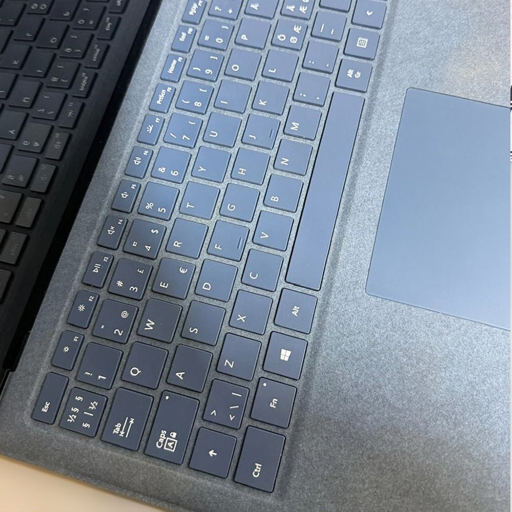 Microsoft Surface 2 Laptop (Intel Core i7-8650U - 16GB DDR4 - M.2 512GB - Intel UHD Graphics - 13.5 Inch 2K Touchscreen - Cam) Original Used